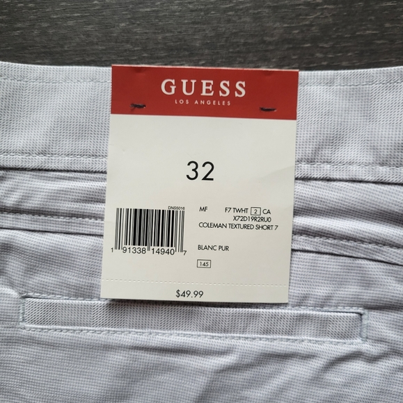 Guess ColeMan Textured Short - Picture 7 of 11
